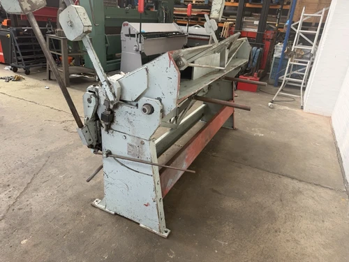 Edwards 2m Manual Box & Pan Folder, photo 5
