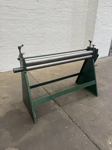 Edwards 4ft Hand Operated Pyramid Bending Rolls, photo 7