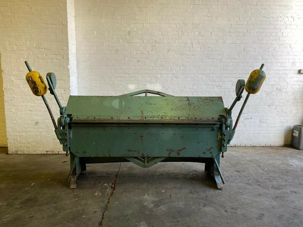 Edwards 6ft Sheet Metal Hand Folder