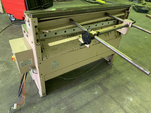 Edwards Minishear DD Mechanical Guillotine, photo 2
