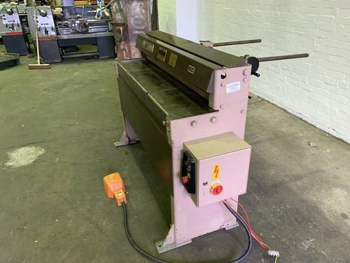 Edwards Minishear DD Mechanical Guillotine, photo 3