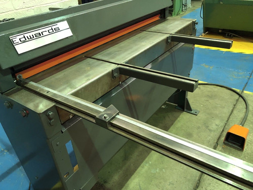 Edwards Minishear Mechanical Guillotine 1270mm x 1.6mm, photo 2