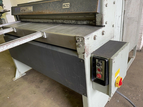 Edwards Minishear Mechanical Guillotine, photo 5