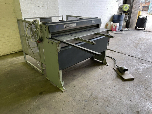Edwards Minishear Mechanical Guillotine, photo 7