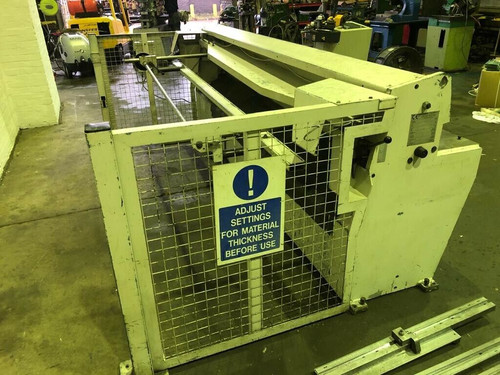 Edwards Pearson 3m DD Sheet Metal Guillotine, photo 5