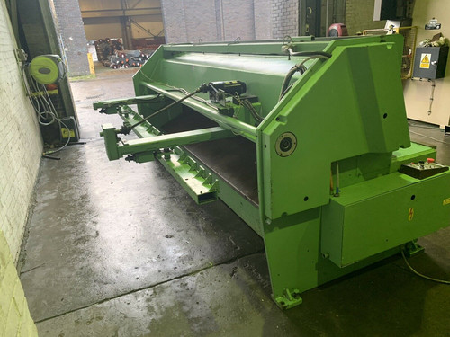 Edwards Pearson 3m Hydraulic Sheet Metal Guillotine, photo 8