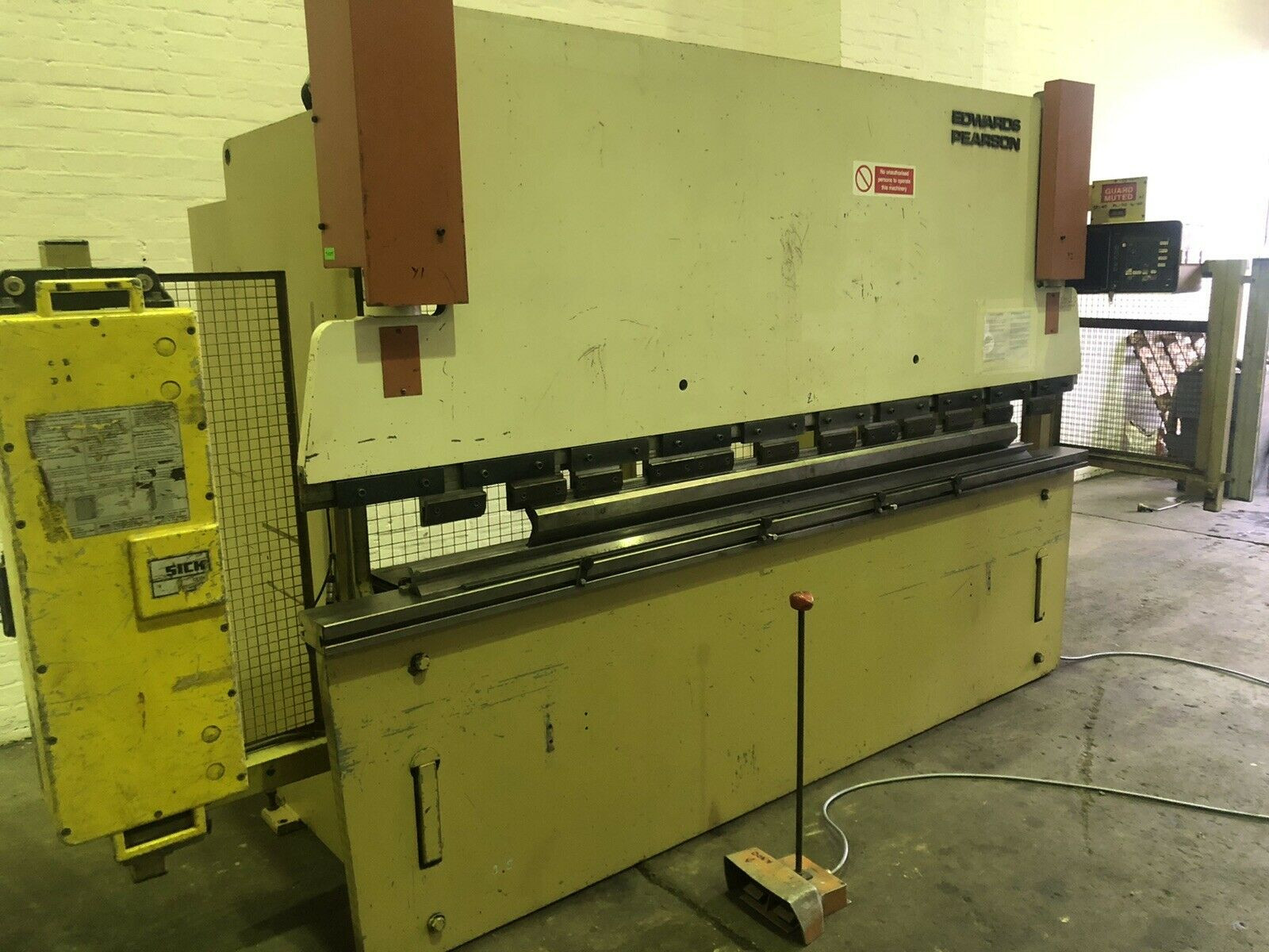 Edwards Pearson 6030SA Cnc Press Brake