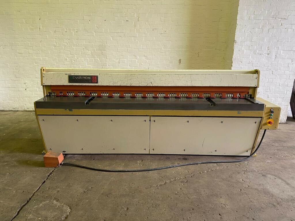 Edwards Pearson DD Sheet Metal Guillotine