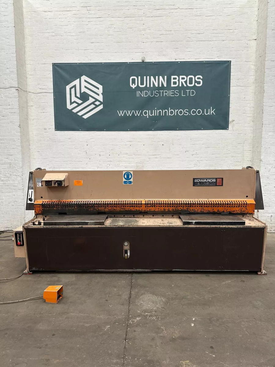 Edwards Pearson GE 3m x 6.5mm Hydraulic Sheet Metal Guillotine