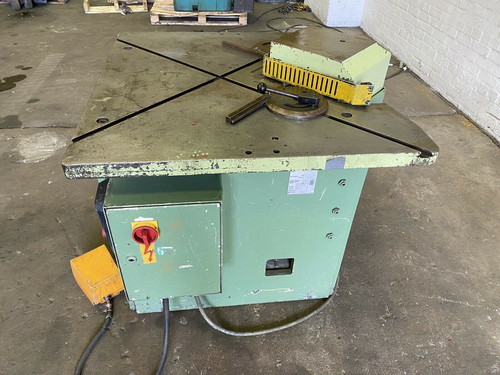 Edwards Pearson Hydraulic Corner Notcher, photo 5