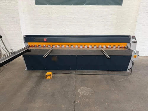Edwards Pearson Truecut DD 3m Mechanical Guillotine, photo 2
