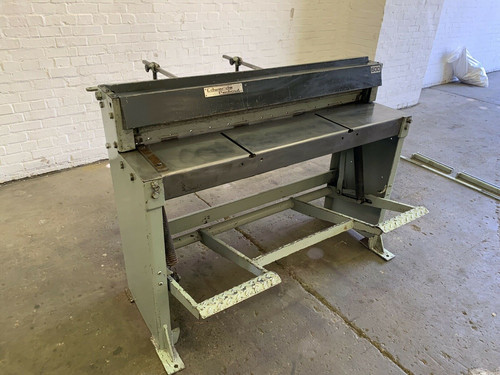 Edwards Pedicut Treadle Guillotine