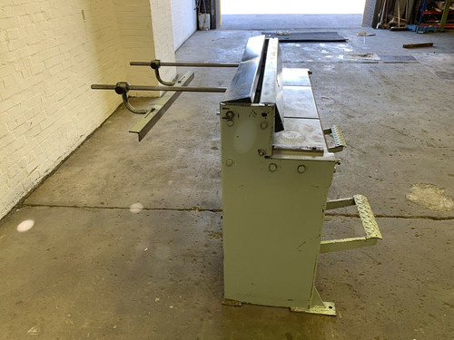 Edwards Pedicut Treadle Guillotine, photo 2