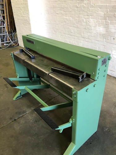 Edwards Sheet Metal Treadle Guillotine, photo 5