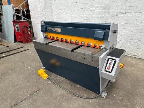 Edwards Truecut DD 1250mm Sheet Metal Guillotine, photo 4