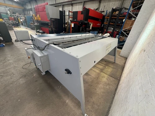 Edwards Truecut DD 2.5m Mechanical Guillotine with PBG & Rear Sheet Supports, photo 3