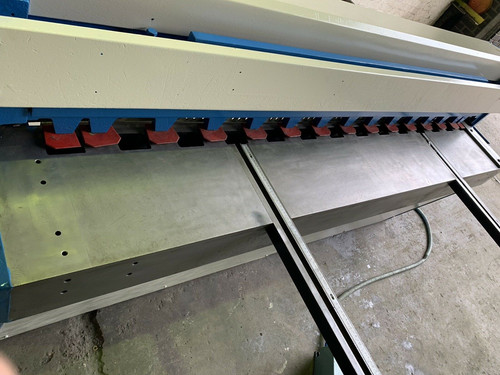 Edwards Truecut DD 2m Mechanical Guillotine, photo 8