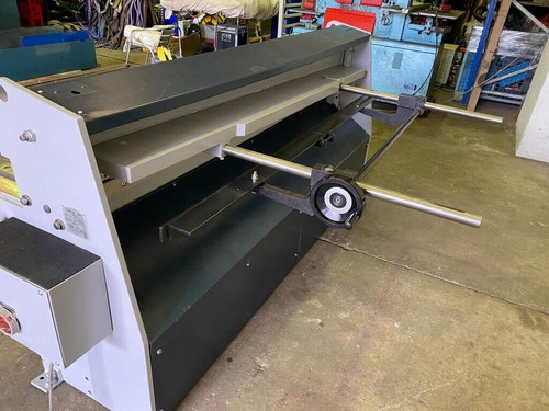 Edwards Truecut DD 2m Sheet Metal Guillotine, photo 5