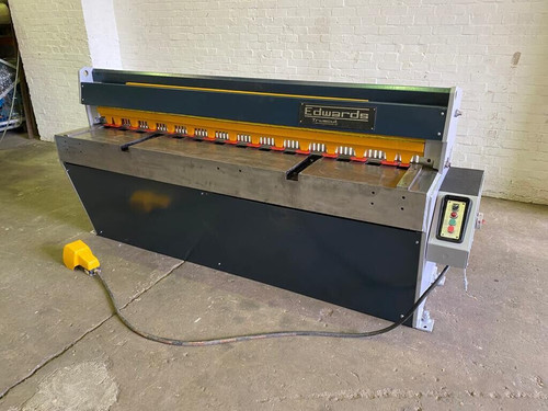 Edwards Truecut DD 2m Sheet Metal Guillotine, photo 8