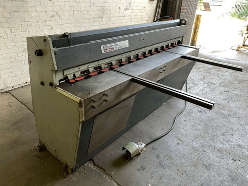 Edwards Truecut DD 2M Sheet Metal Guillotine, photo 3