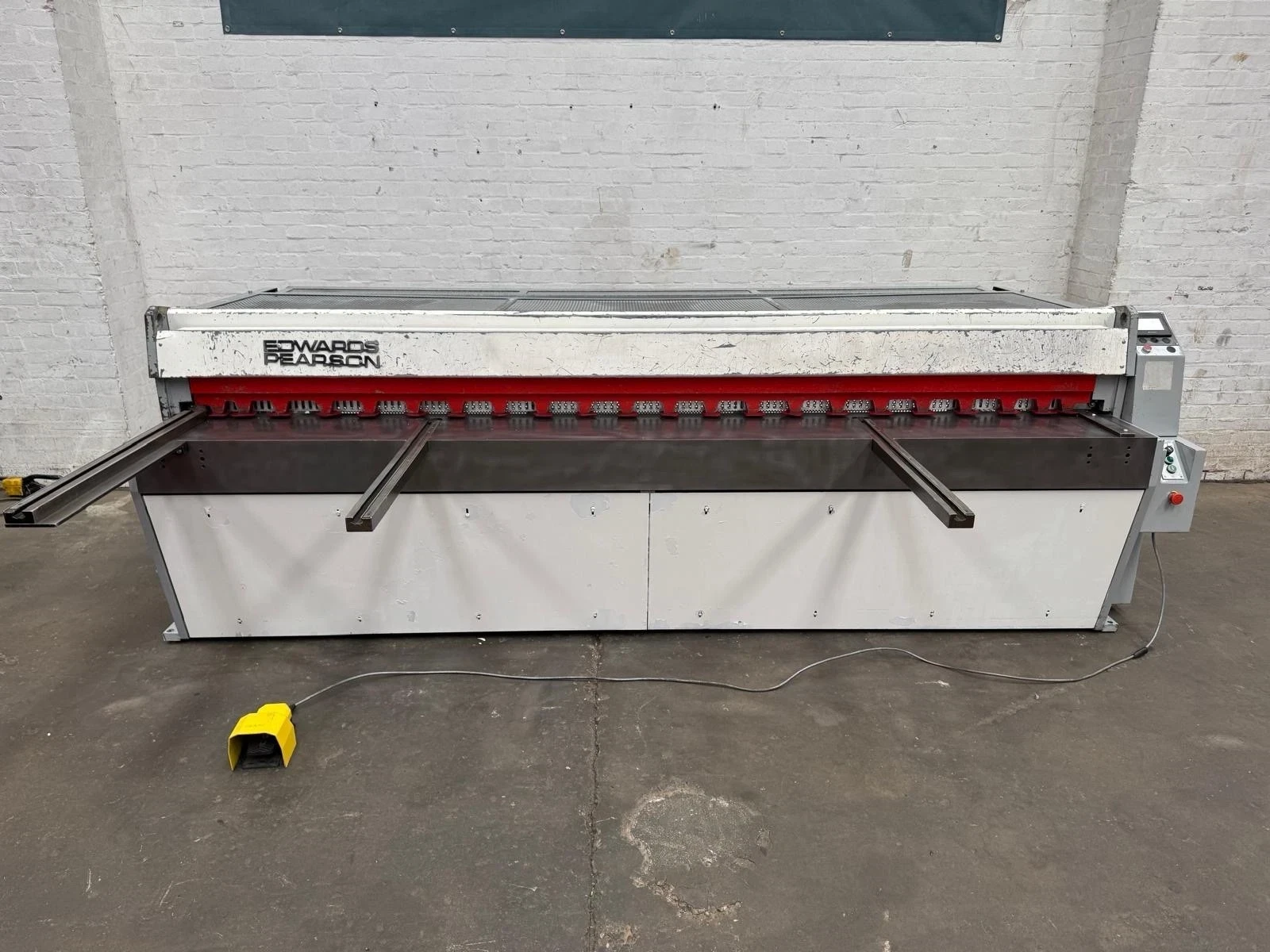 Edwards Truecut DD 3m Mechanical Guillotine