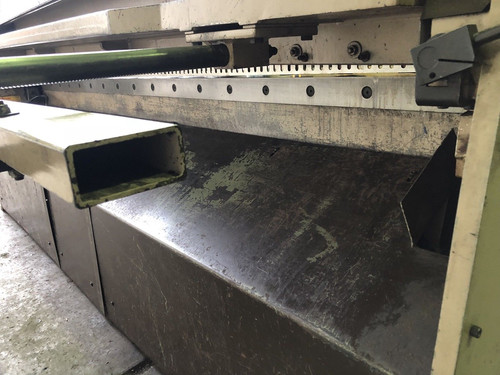 2.5m Edwards Truecut DD Sheet Metal Guillotine, photo 2