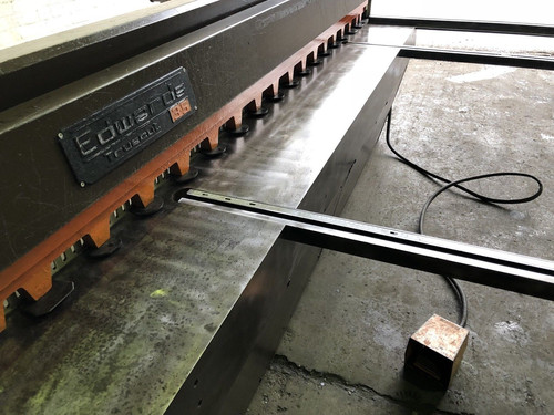 2.5m Edwards Truecut DD Sheet Metal Guillotine, photo 7