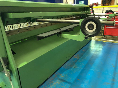 Edwards Truecut DD Sheet Metal Guillotine 2550 x 3.25mm, photo 5