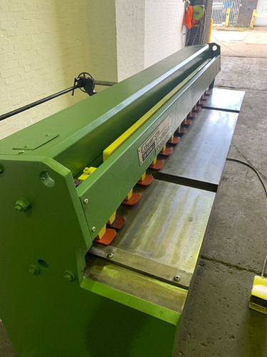 Edwards Truecut DD Sheet Metal Guillotine, photo 6