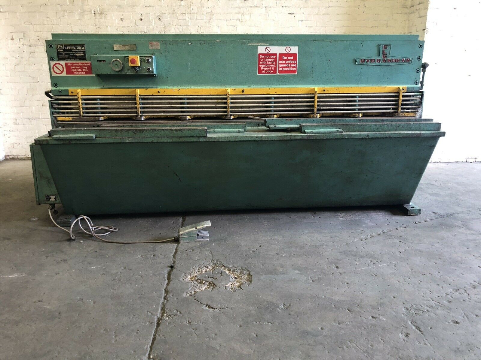 Elga Hydrashear 2.5m Hydraulic Sheet Metal Guillotine