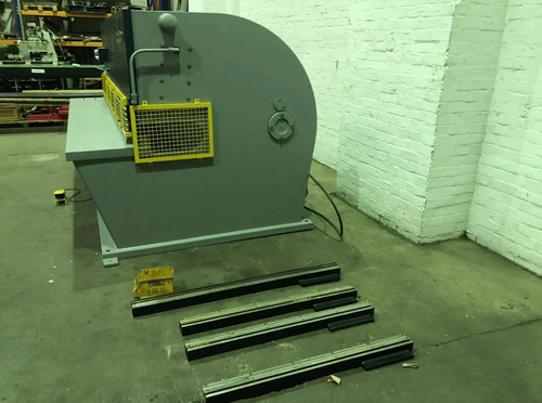 Elga Hydrashear Hydraulic Sheet Metal Guillotine, photo 4