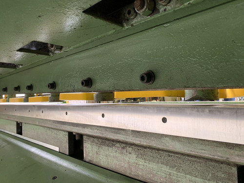 Elga Hydrashear Sheet Metal Guillotine, photo 3