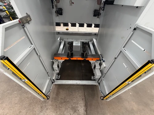 Ermaksan Power-Bend-Pro 1270 x 40 CNC Hydraulic Press Brake, photo 8