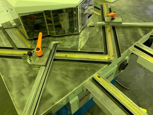 EUROMAC Variable Angle 6mm Hydraulic Corner Notcher, photo 3