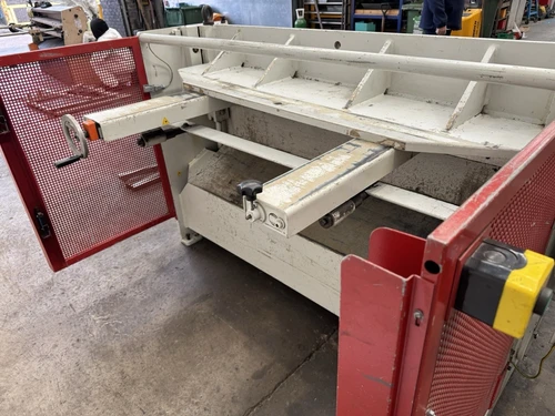 Excel/Morgan Rushworth RGS 1560 X 3.5 Guillotine, photo 7
