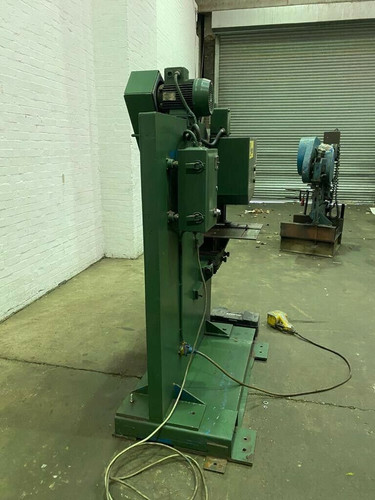 Ficep (Italy) model 34 UIW 60 Mechanical Hole Punch, photo 8
