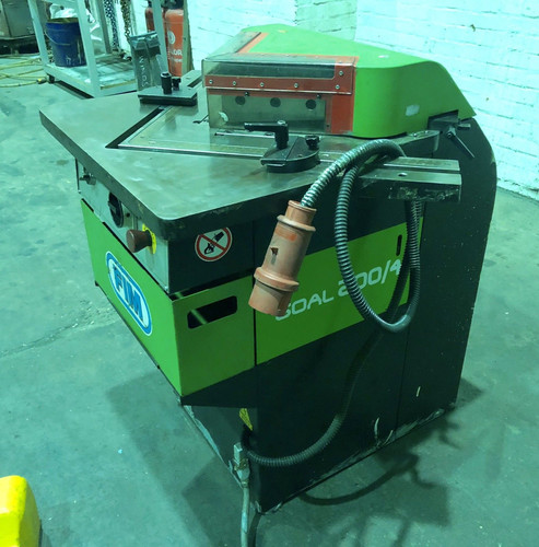 FIM (Italy) GAOL 200/4 Hydraulic Corner Notcher, photo 4