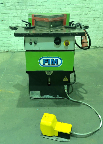 FIM (Italy) GAOL 200/4 Hydraulic Corner Notcher, photo 7