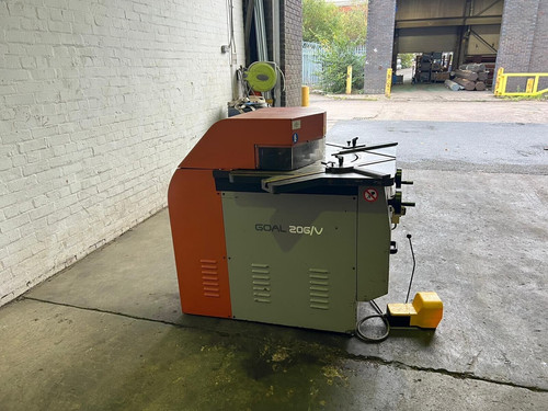 FIM (Italy) Variable Angle Hydraulic Corner Notcher, photo 6