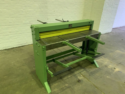 FJ Edwards 50” Treadle Guillotine, photo 4