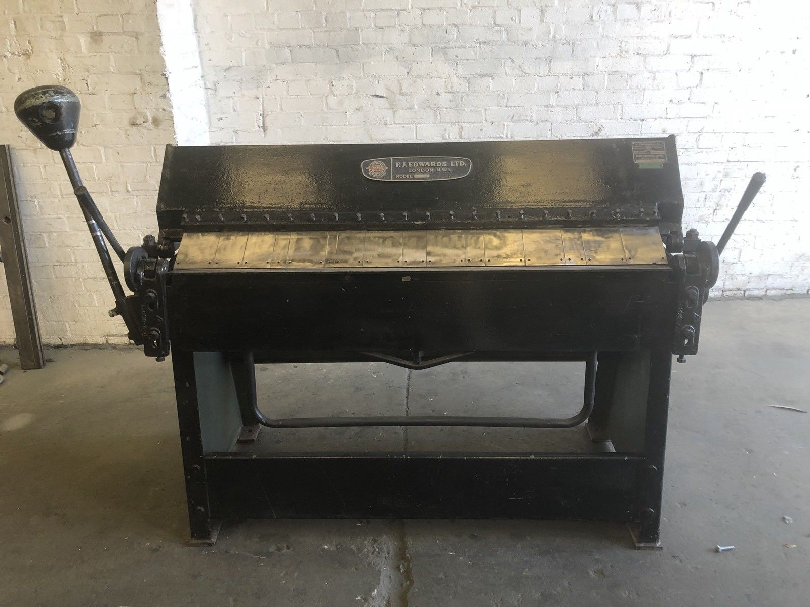 FJ Edwards Box & Pan Folder 1250mm x 1.2mm
