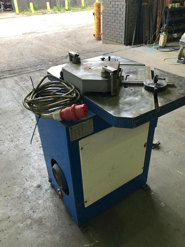 GECAM (Italy) 6mm Hydraulic Corner Notcher FA 200/6, photo 6