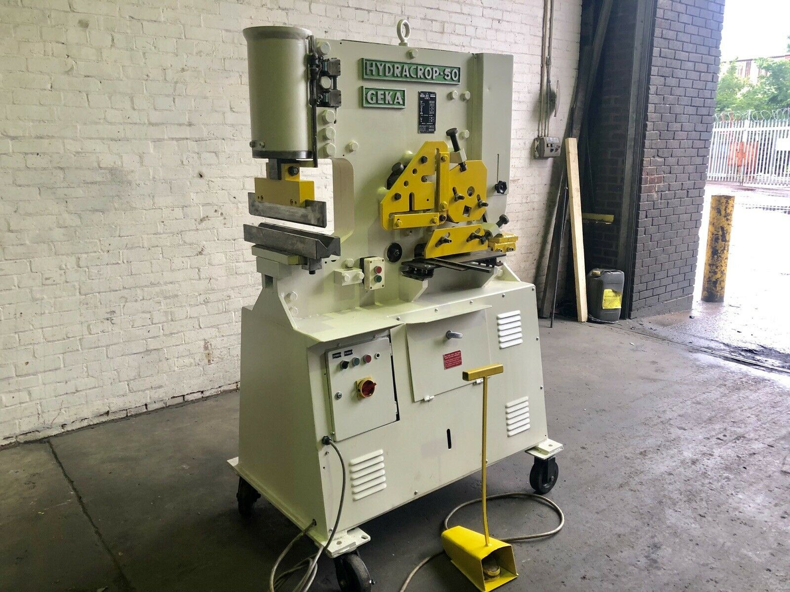 Geka 50S Hydraulic Universal Iron Worker