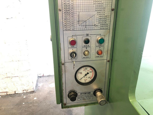Guifil Hydraulic Press Brake Model: PE30, photo 3