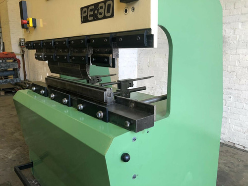 Guifil Hydraulic Press Brake Model: PE30, photo 8