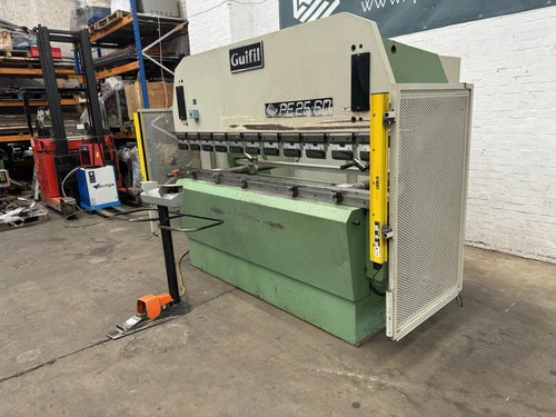 Guifil PE 2560 Hydraulic Press Brake, photo 2