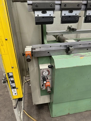 Guifil PE 2560 Hydraulic Press Brake, photo 8