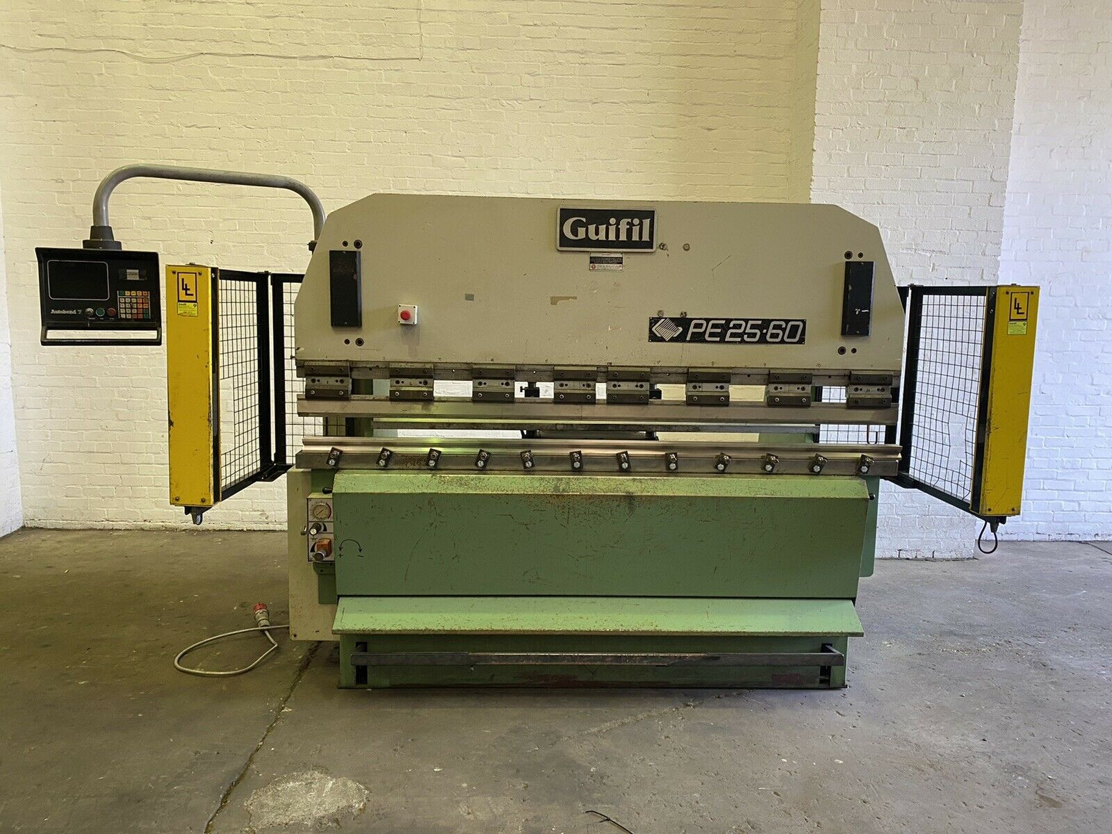 GUIFIL PE2560 Hydraulic Press Brake