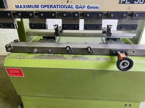Guifil PE30 1.5m Hydraulic Press Brake, photo 4