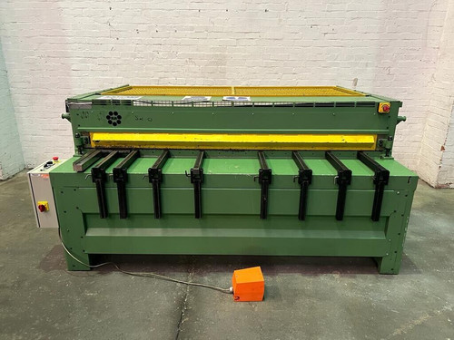 H M (Denmark) 2m Sheet Metal Guillotine, photo 1